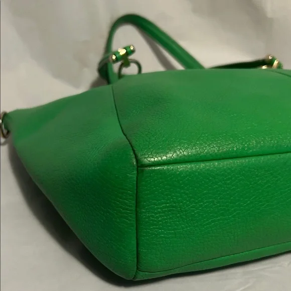 Coach Vibrant Green Leather Shoulder Bag - Picture 5 of 12
